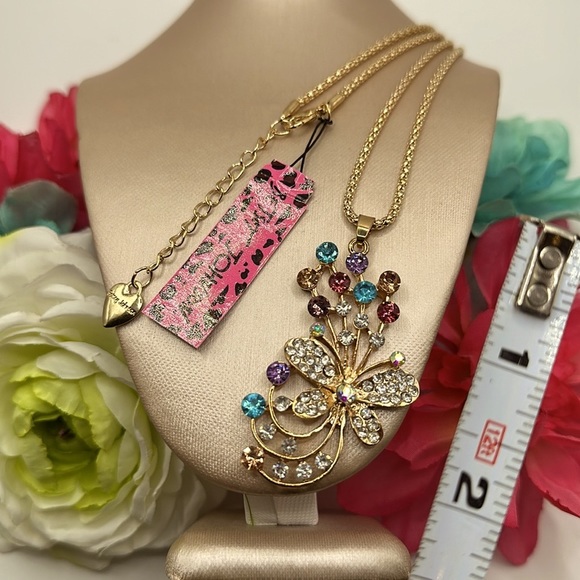 Butterfly Crystal Gemstone Pendant Necklace Betsey Johnson NEW! - Picture 2 of 3